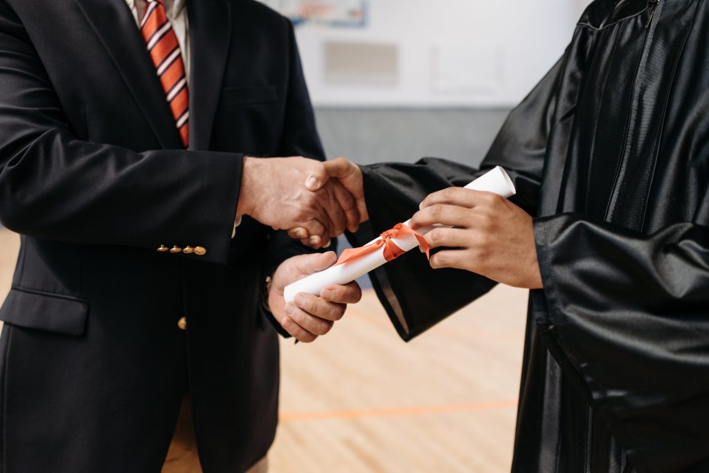 a picture of a student receiving an award